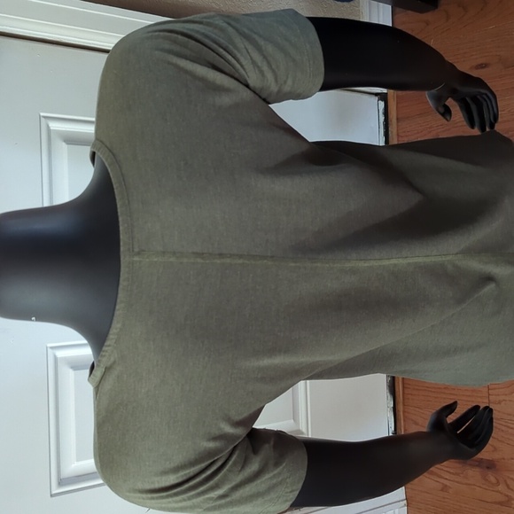 Nike Dri-Fit Tee XS - Picture 7 of 12